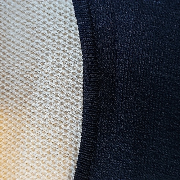 ST. JOHN COLLECTION Scoop Neck colorblock pattern knit sheath mini Dress - Picture 6 of 6